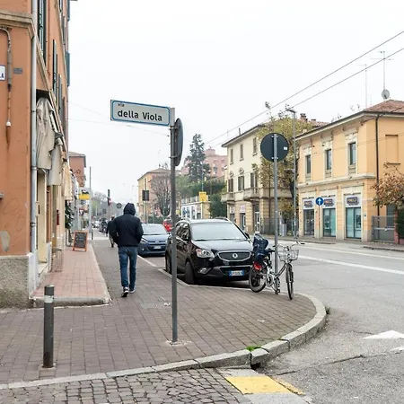 Delle Viole